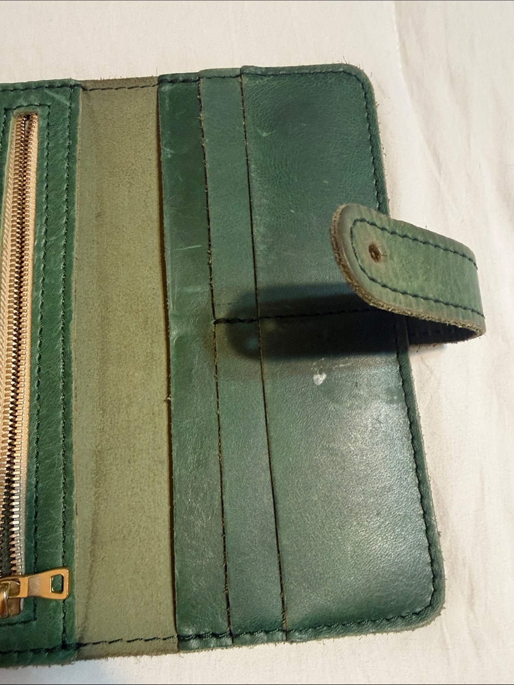 Portland Leather Large Wallet - Picture 4 of 6